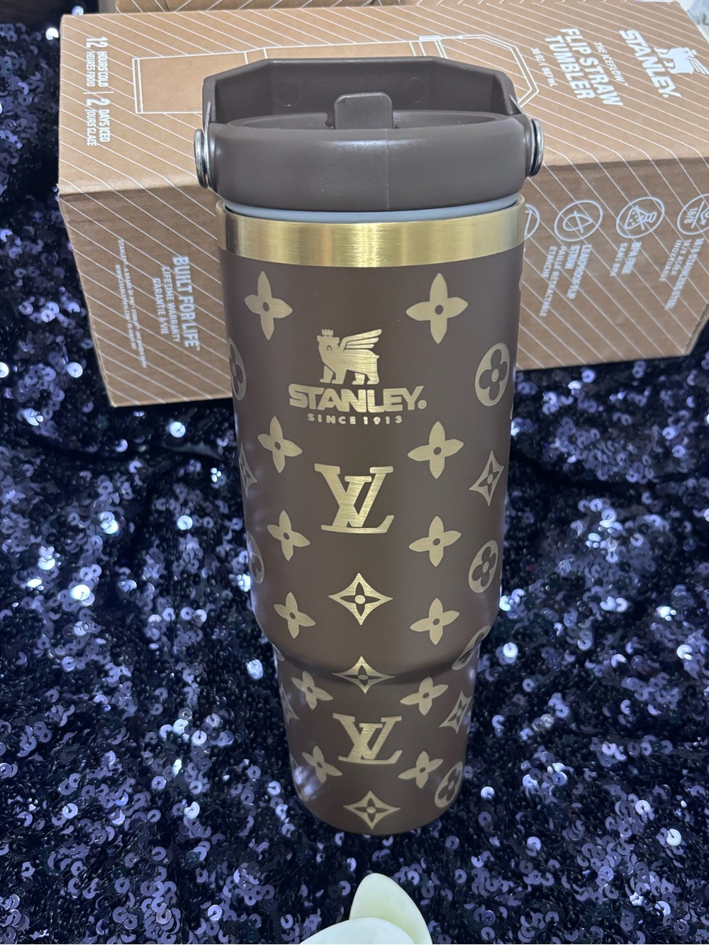 Brown Gold Flip Straw Tumbler - 30 oz - Picture 2 of 7